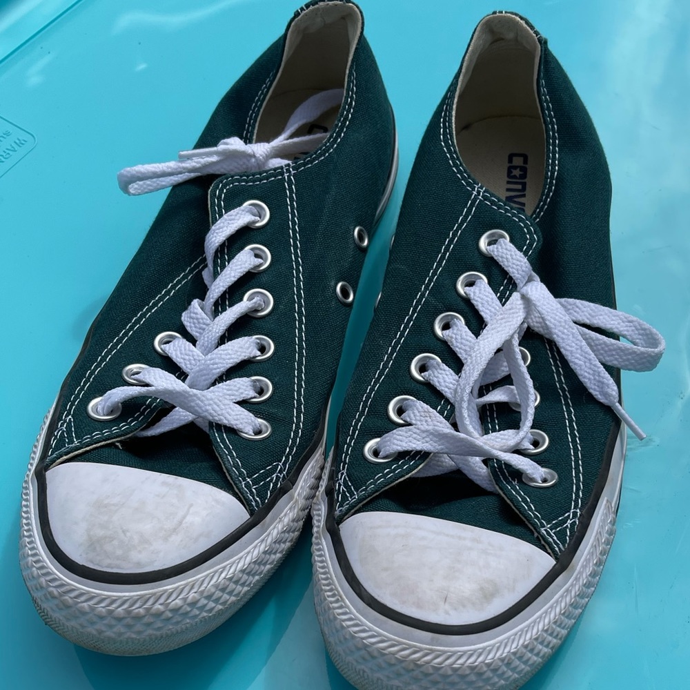 Converse unisex.
